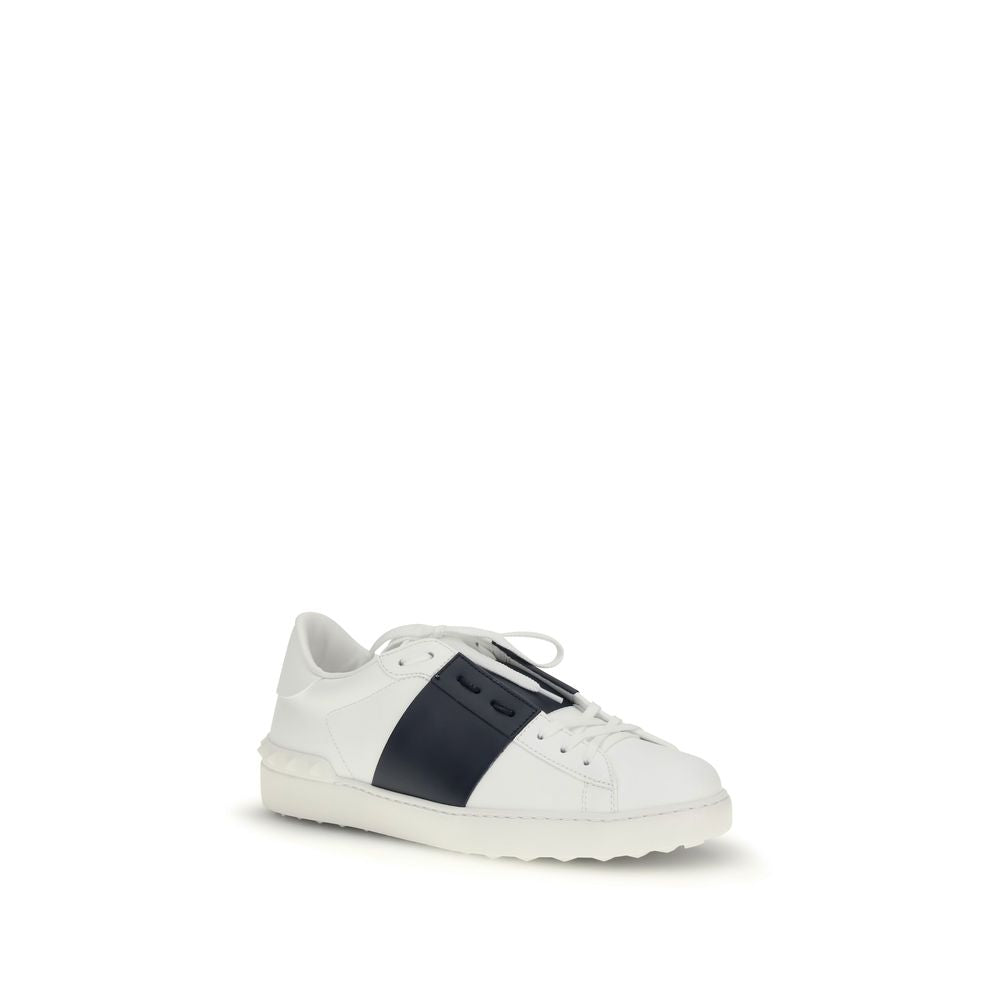 Valentino Garavani Black Calf Leather Bos Taurus Low Top Sneakers - Luxe Nova