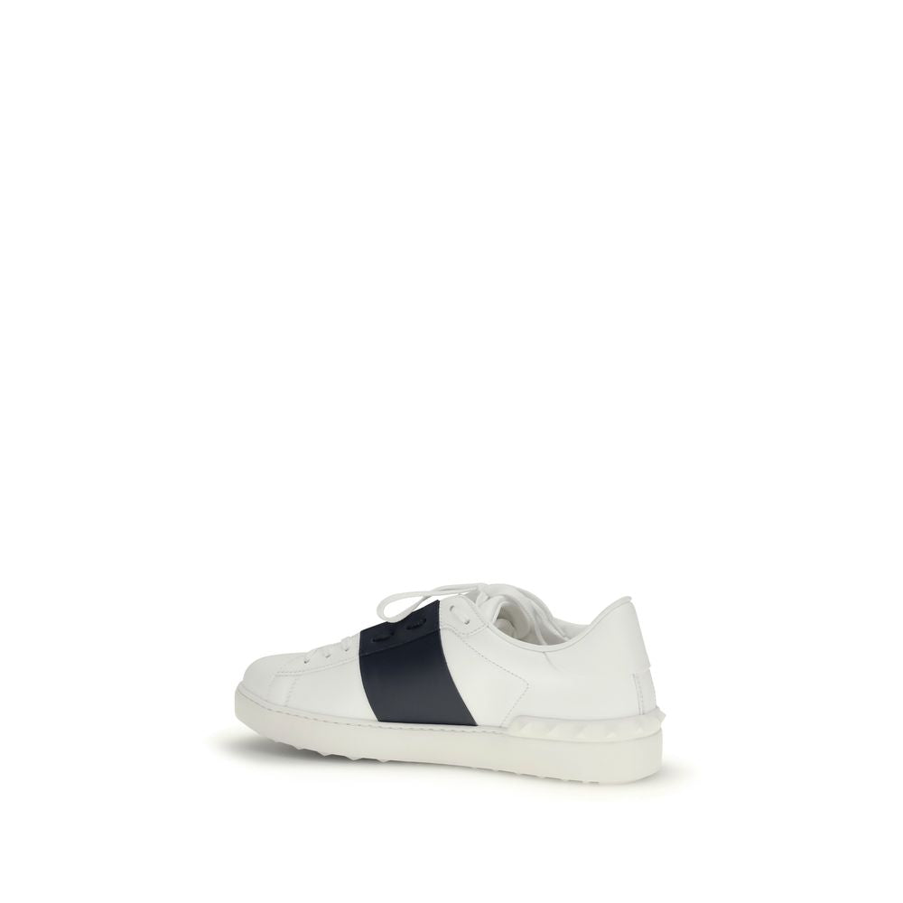 Valentino Garavani Black Calf Leather Bos Taurus Low Top Sneakers - Luxe Nova