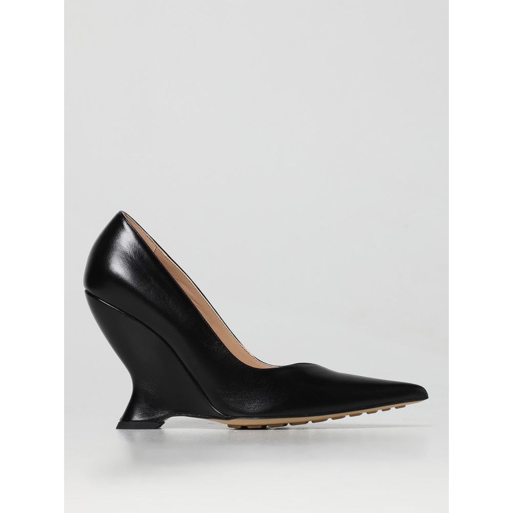 Bottega Veneta Black Leather High Heel Pumps - Luxe Nova
