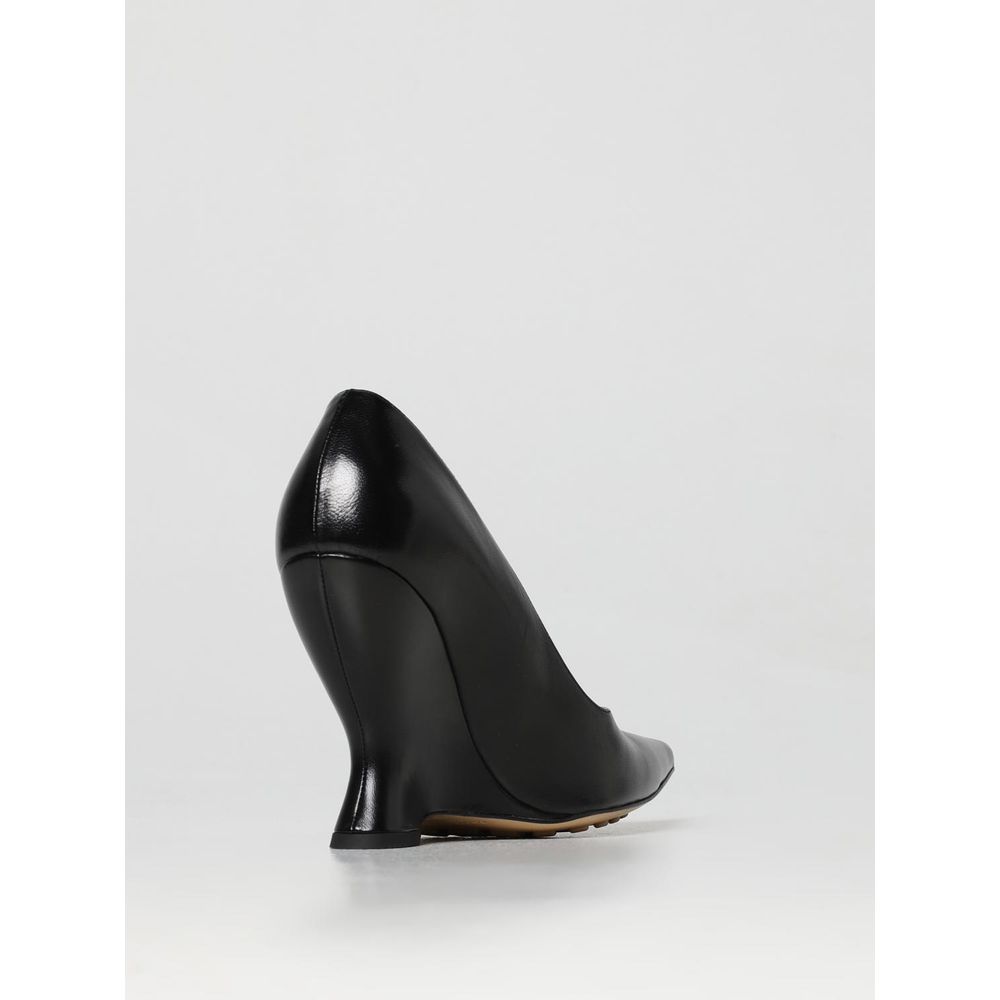Bottega Veneta Black Leather High Heel Pumps - Luxe Nova