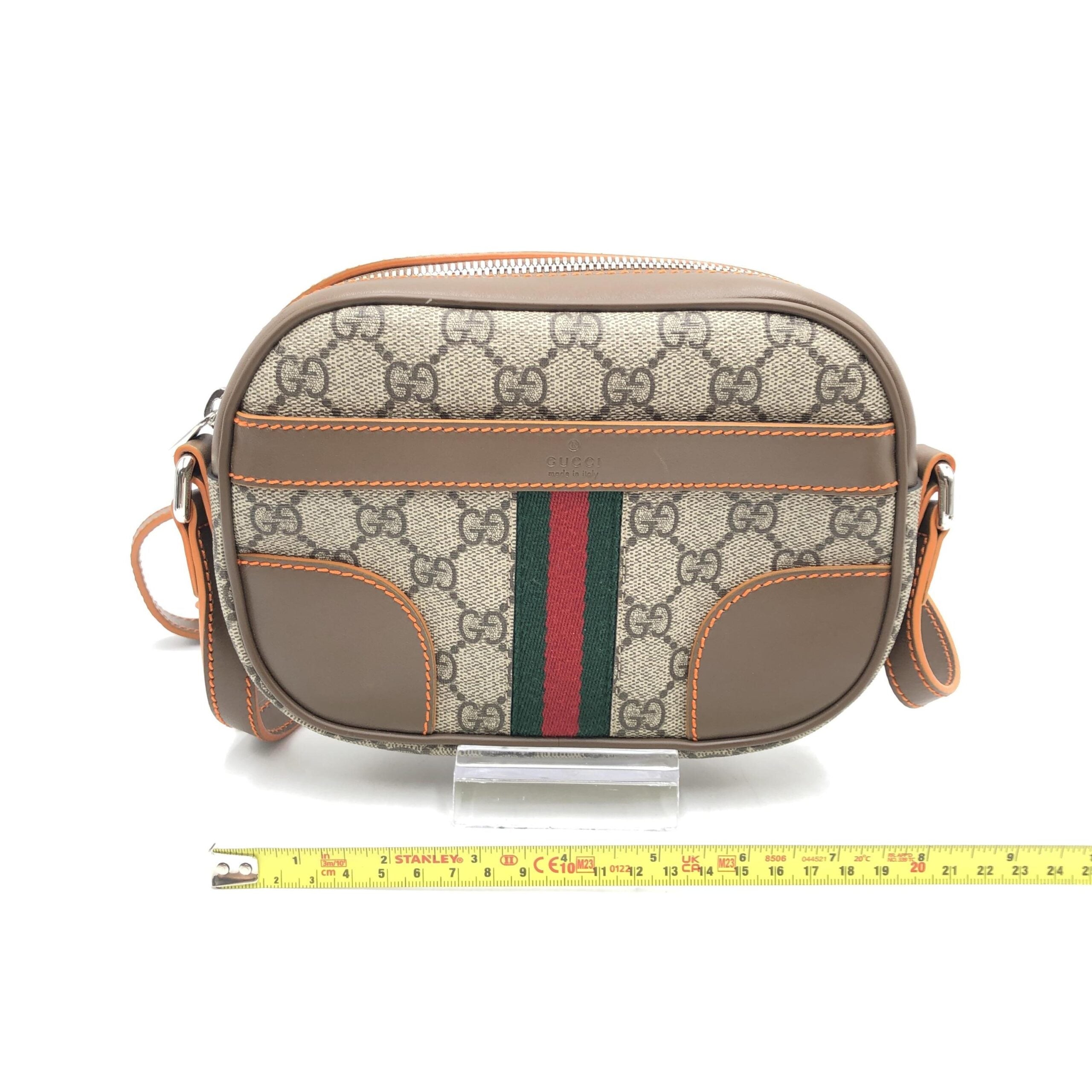 Gucci GG Supreme Sherry Shoulder Bag Brown
