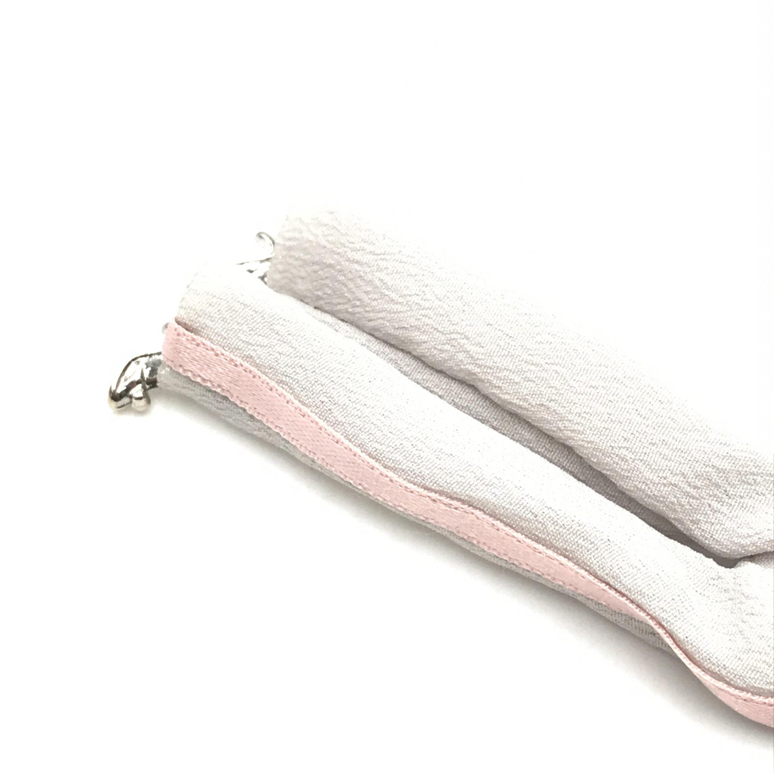 Anteprima Silver Chain With Pink Ribbon Detail