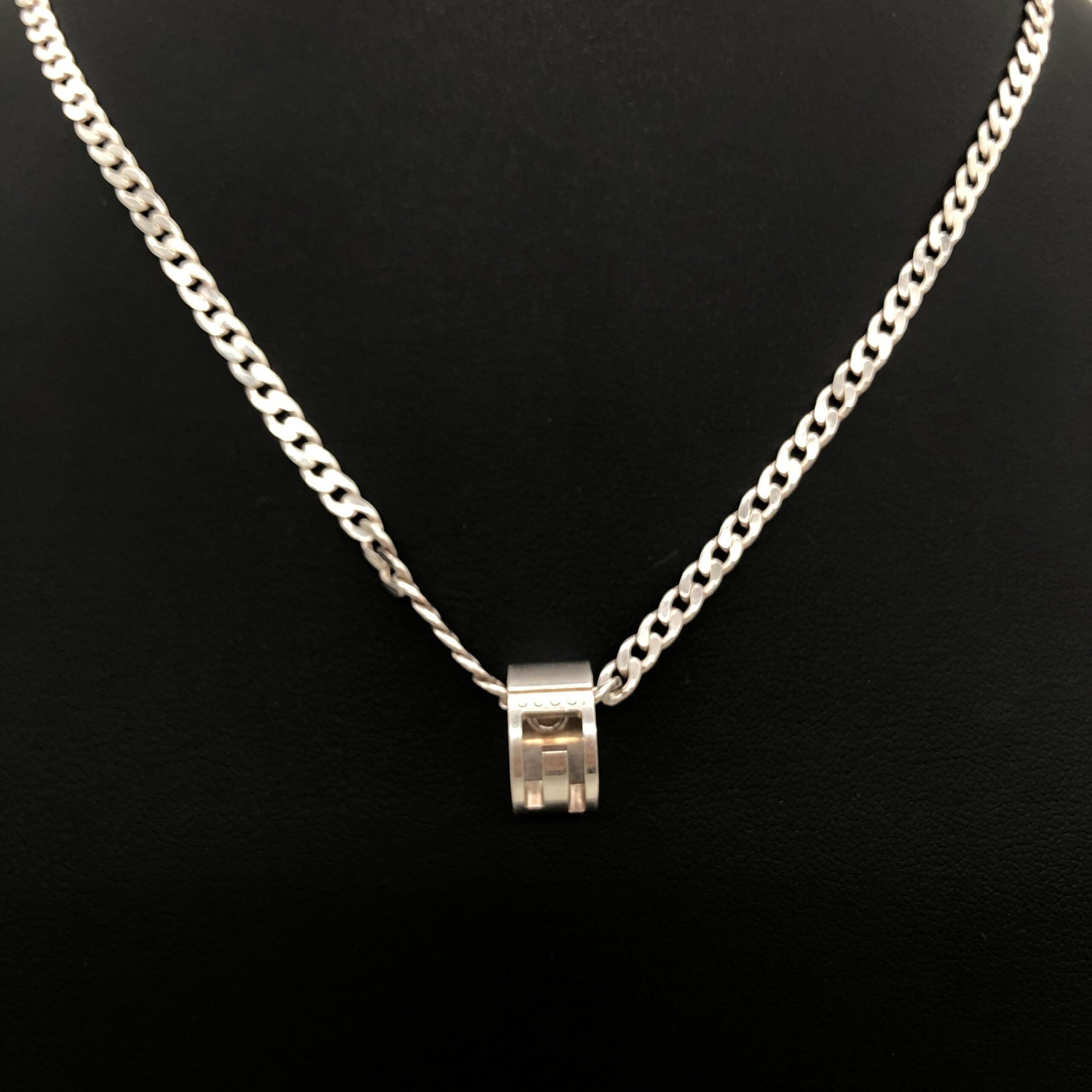 Gucci Double G Pendant Necklace