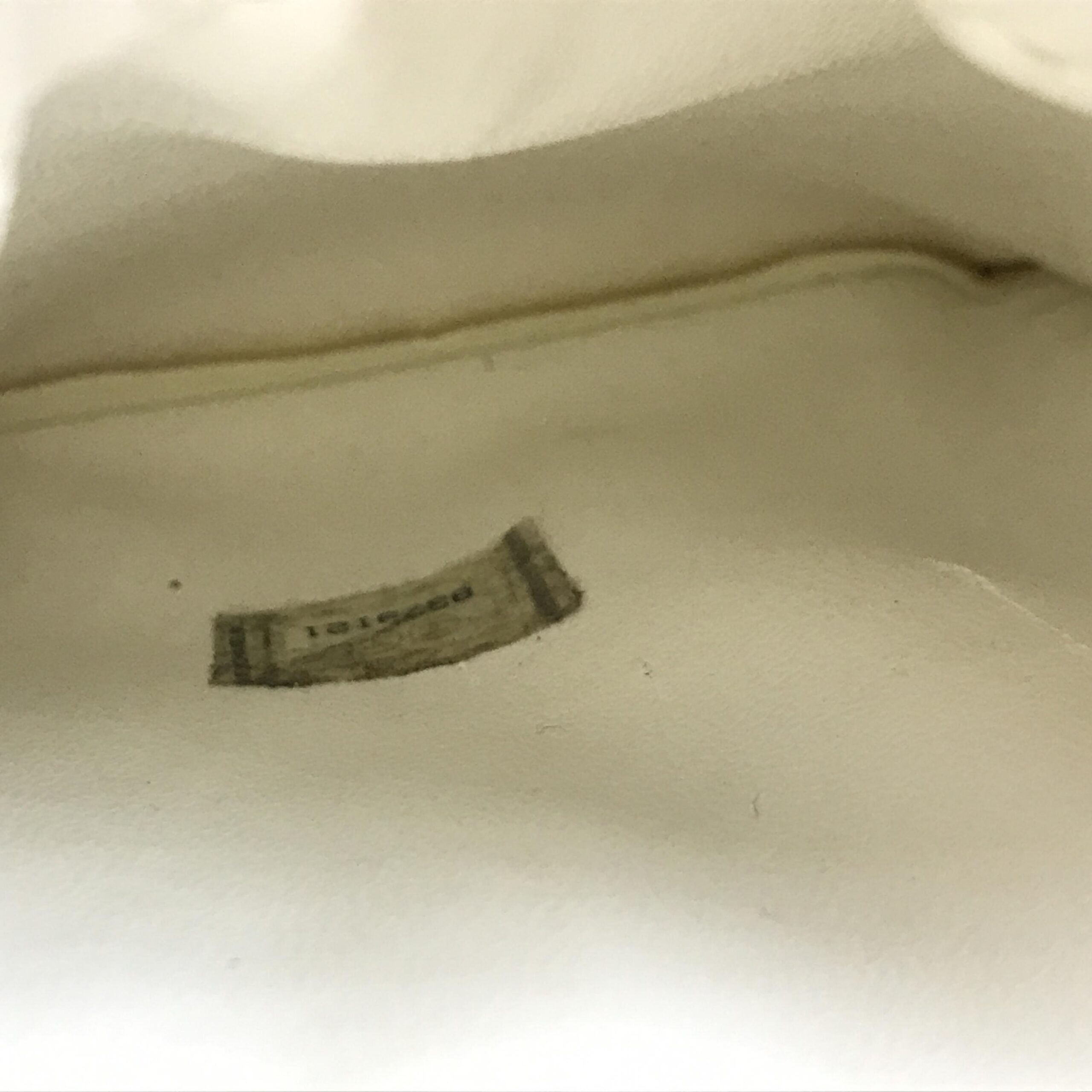 Chanel Pink Caviar Vanity Case With Zipper