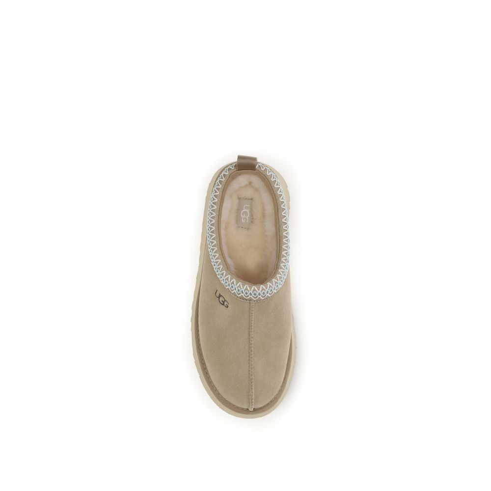 UGG Beige Calf Leather Bos Taurus Mules - Luxe Nova