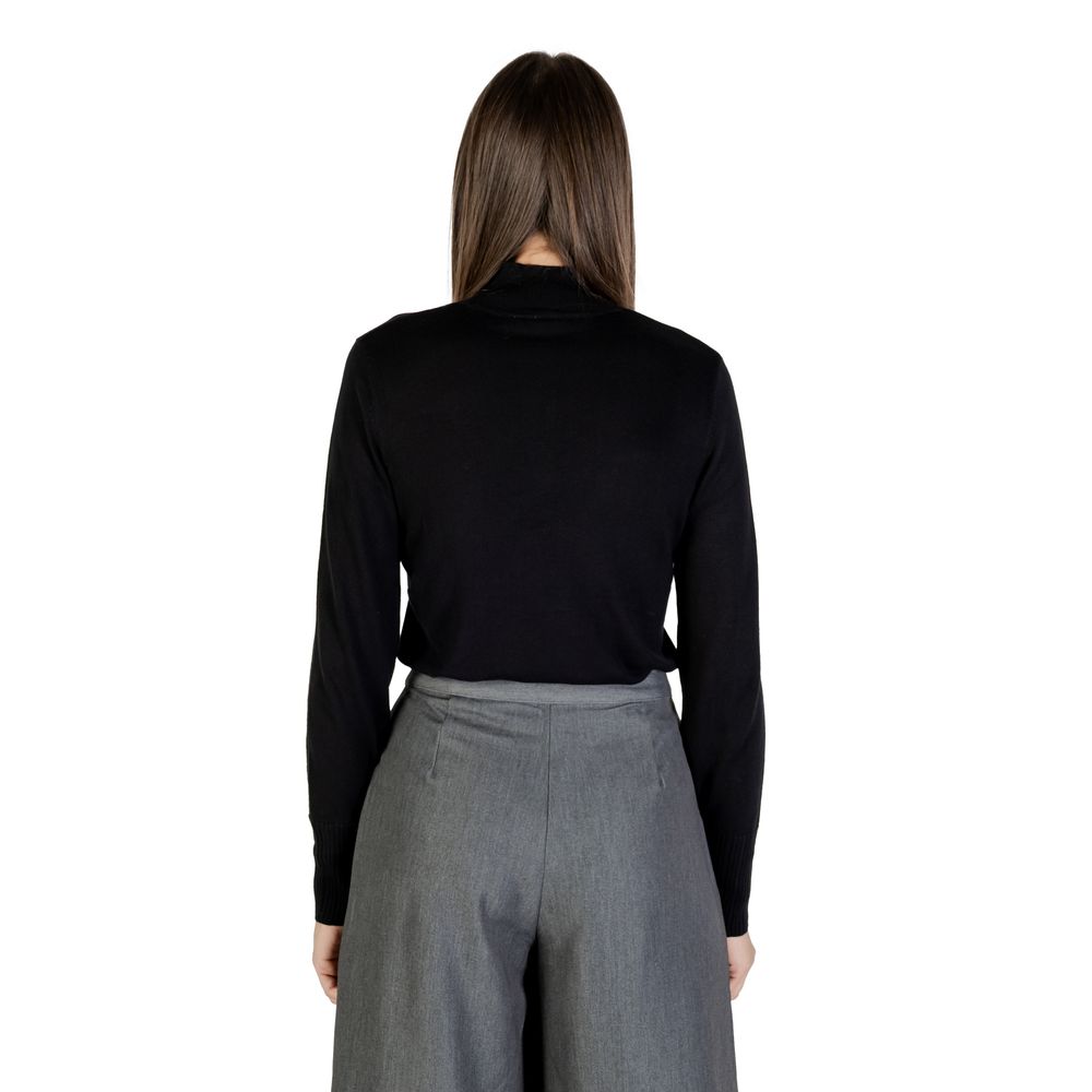 ICHI Black Viscose Turtleneck - Luxe Nova