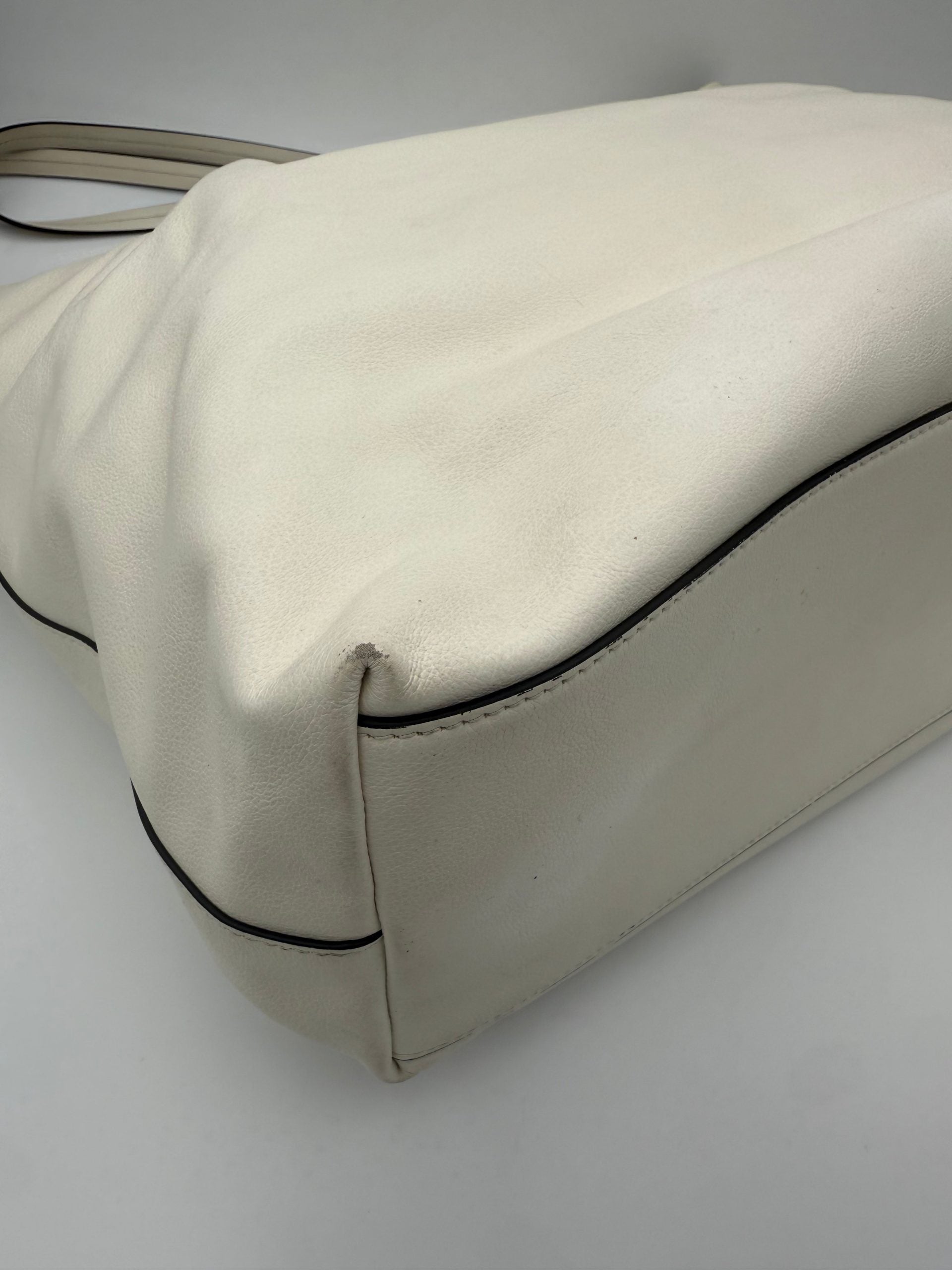 Prada PRADA SHOPPING White Leather Handbag