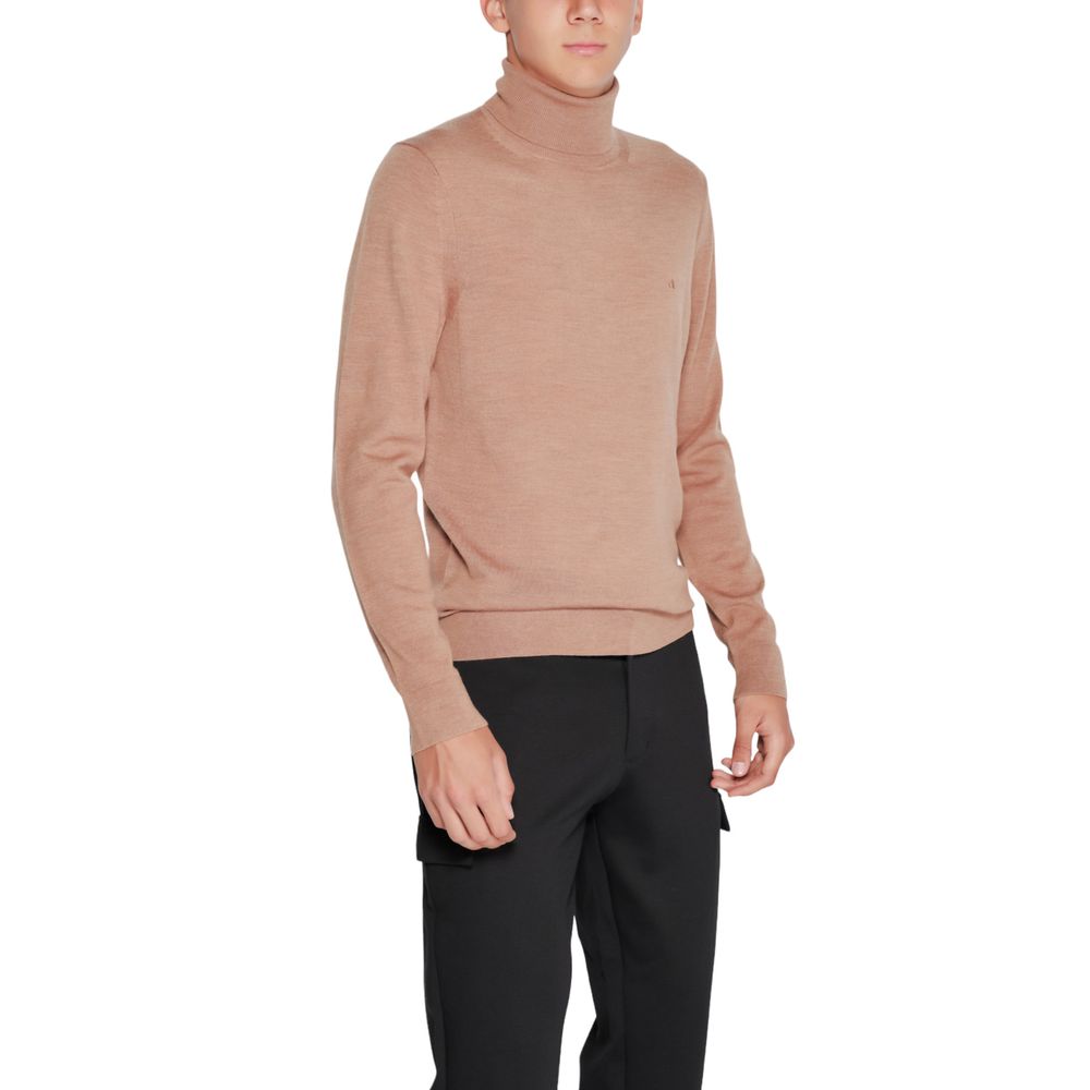 Calvin Klein Beige Wool Turtleneck - Luxe Nova
