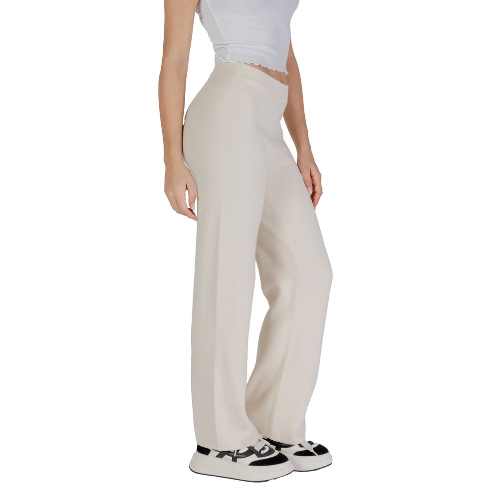 Vero Moda Cream Viscose Casual Pants - Luxe Nova