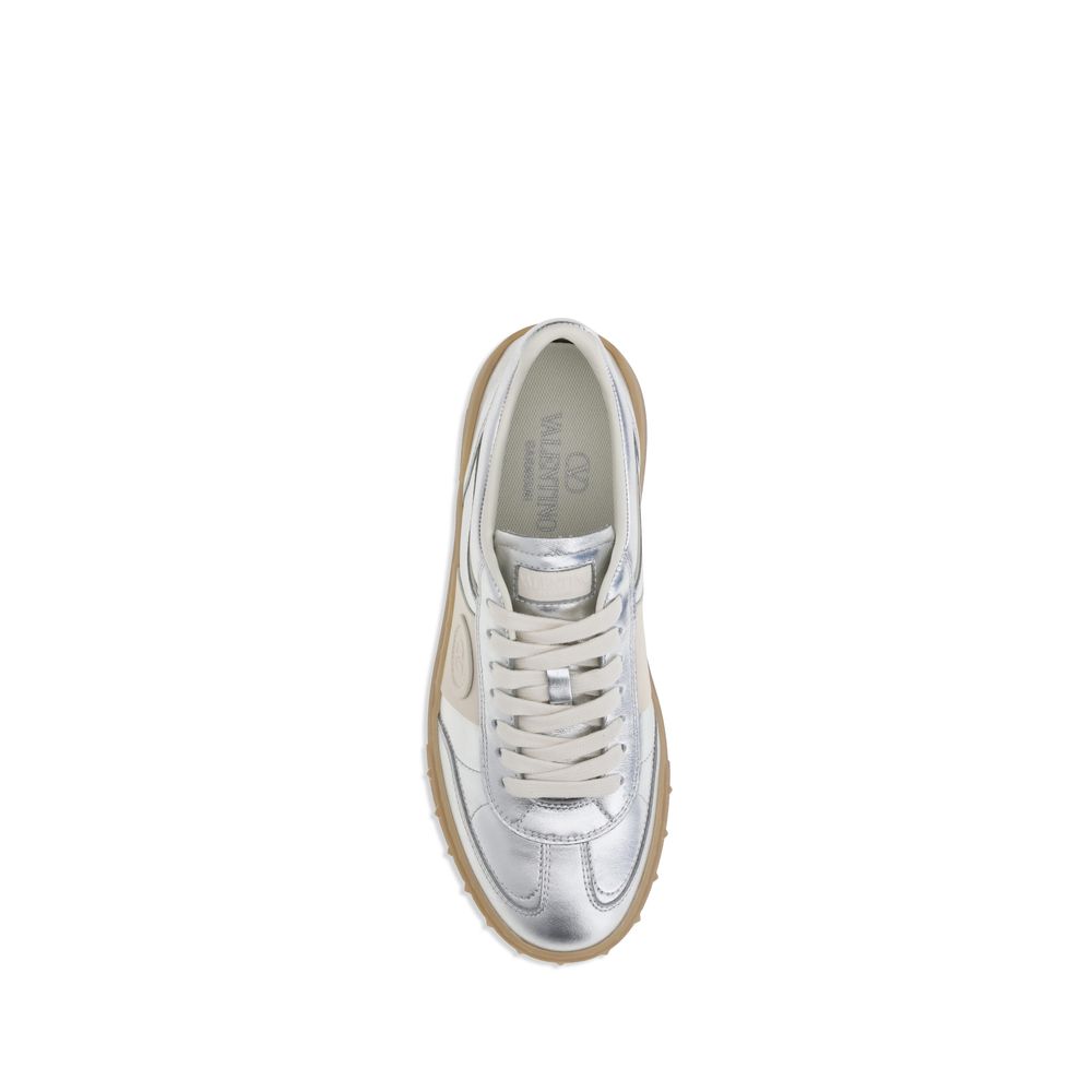 Valentino Garavani Silver Calf Leather Bos Taurus Low Top Sneakers - Luxe Nova