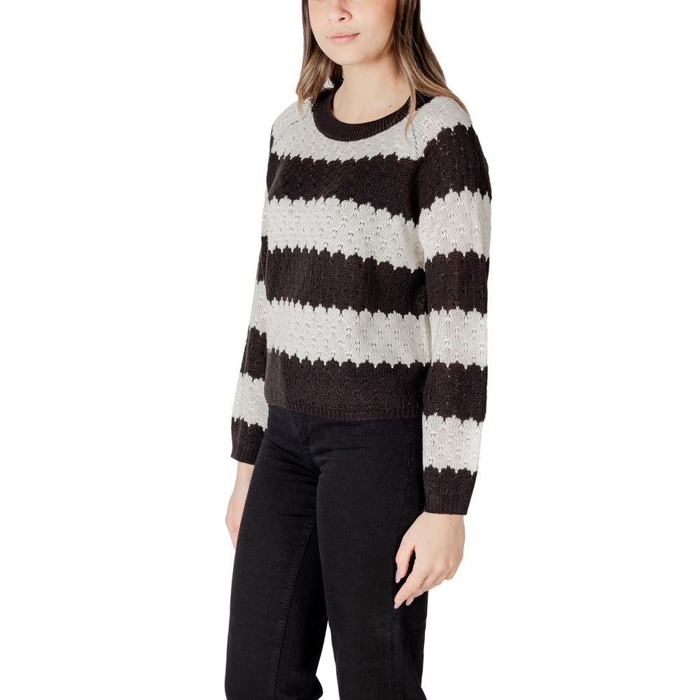 Jacqueline De Yong Black And White Marabou Sweatshirt - Luxe Nova