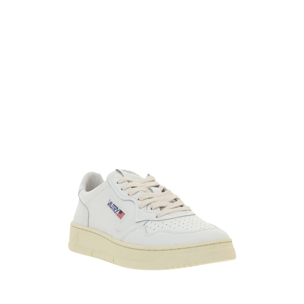 Autry White Calf Leather Bos Taurus Low Top Sneakers - Luxe Nova